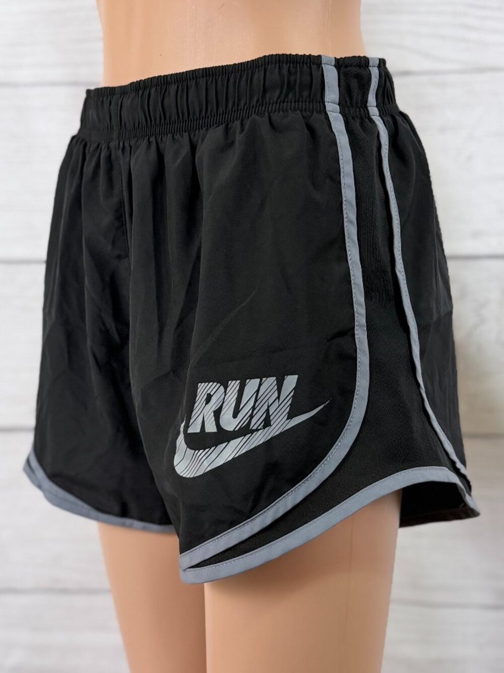 🖤Nike Tempo Dri-FIT RUN Logo Running Shorts Black Gray Size M